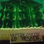Neptun ホテル シダ